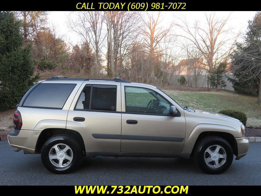 Used 2005 Chevrolet TrailBlazer LS w/ LS Preferred Equipment Group image 4