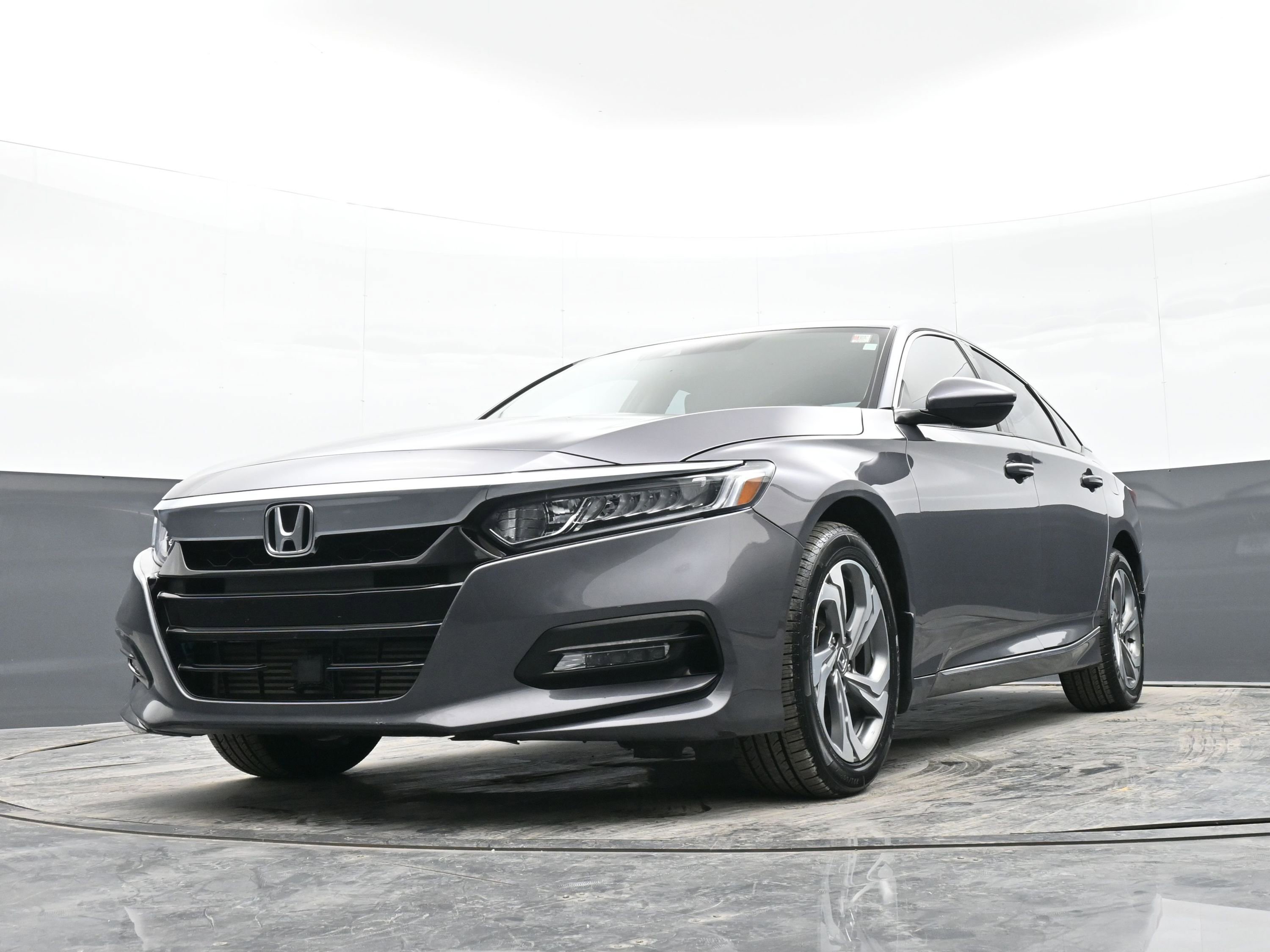 Used 2019 Honda Accord EX-L image 39