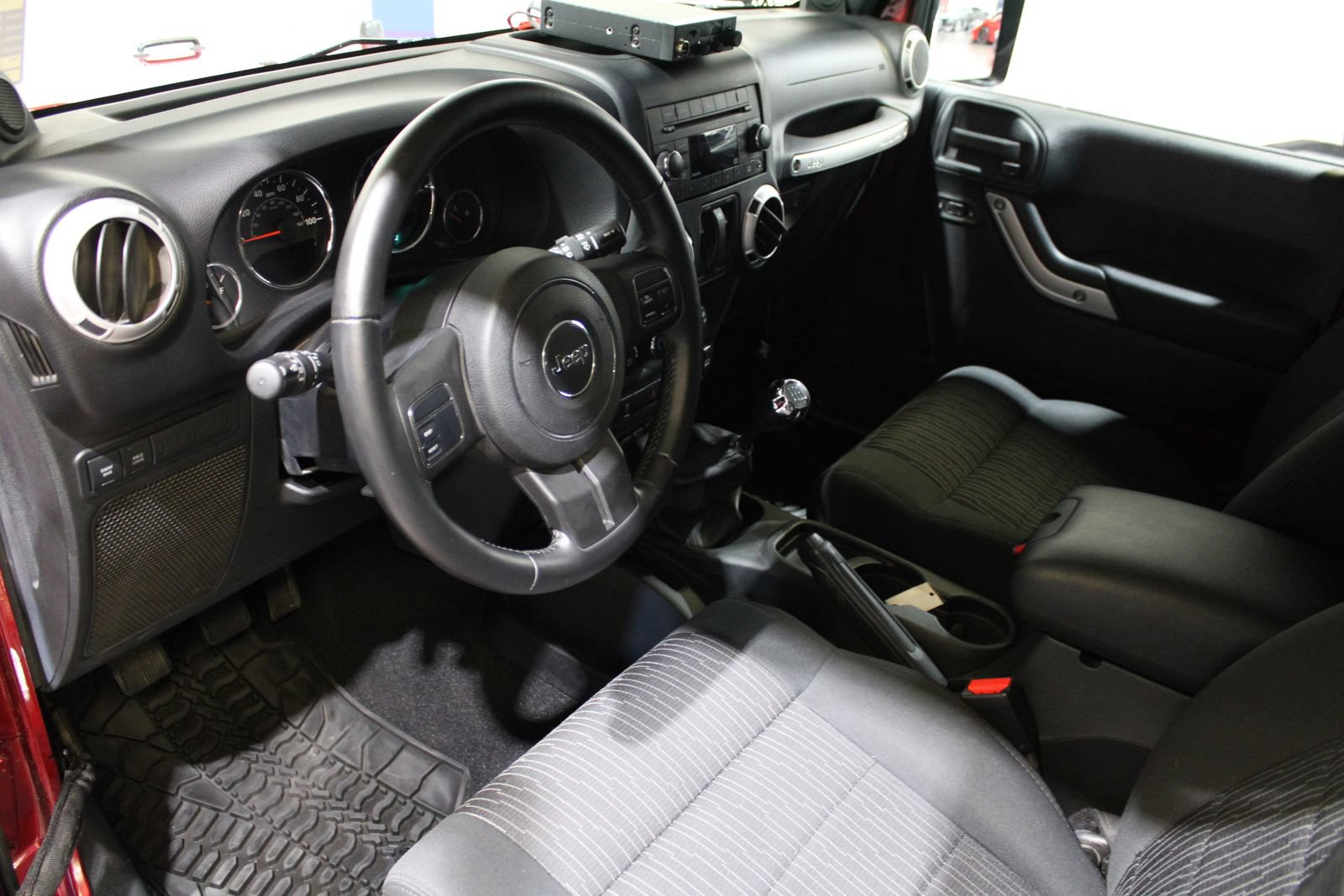 Used 2011 Jeep Wrangler Rubicon w/ Dual Top Group AWD/4WD image 21