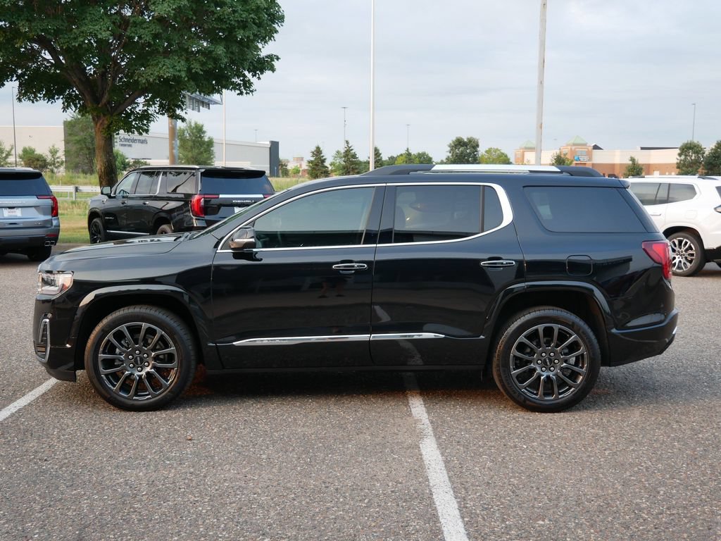 Used 2023 GMC Acadia Denali w/ Black Diamond Edition AWD/4WD image 6