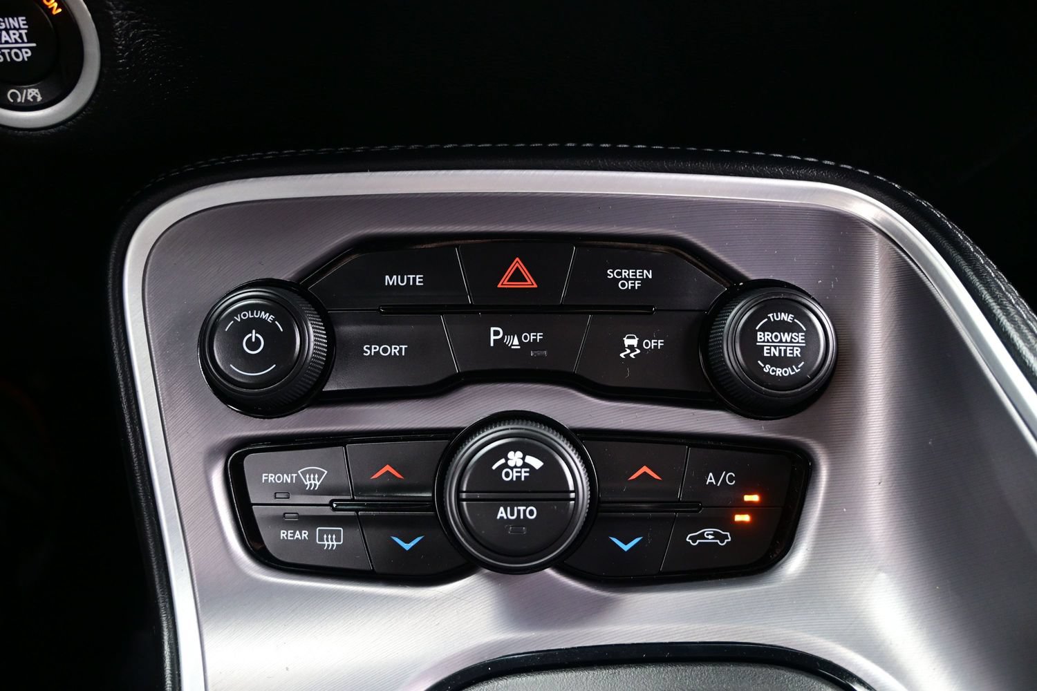 Used 2022 Dodge Challenger GT AWD/4WD image 18