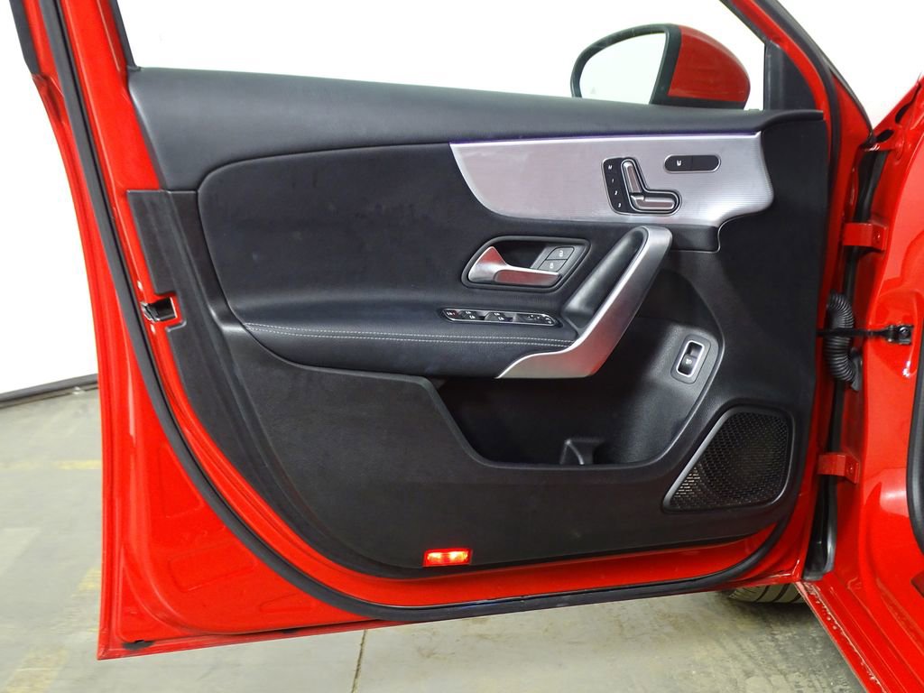 Used 2019 Mercedes-Benz A 220 A 220 w/ Premium Package image 15