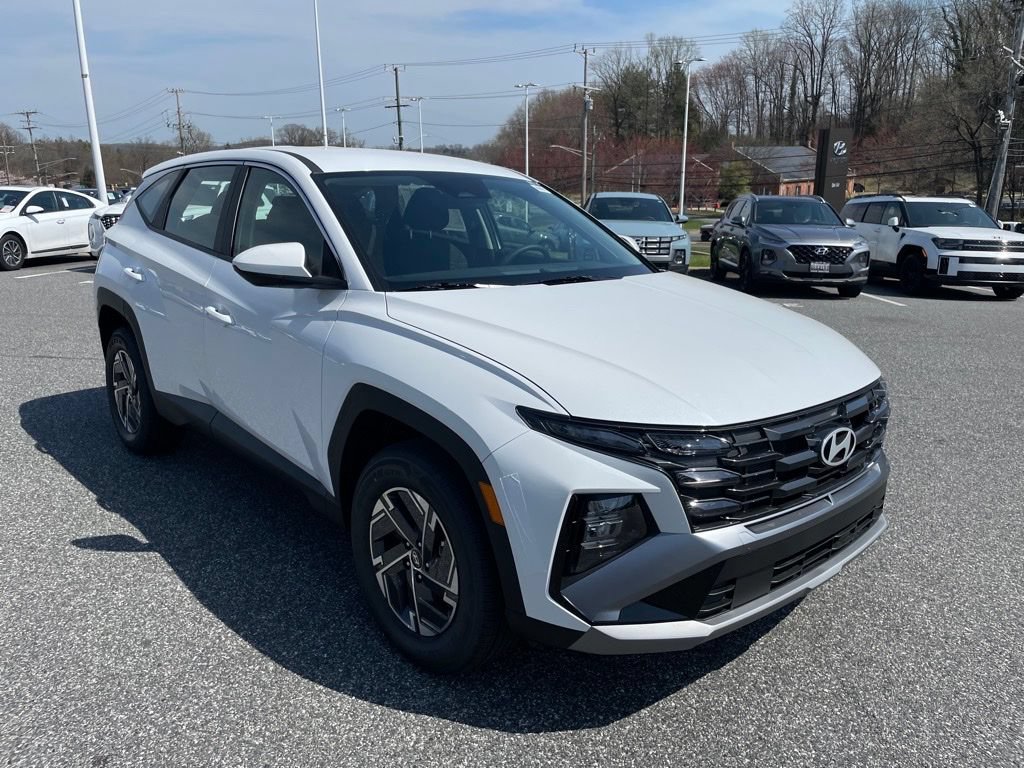 New 2026 Hyundai Tucson Blue SE AWD/4WD image 2