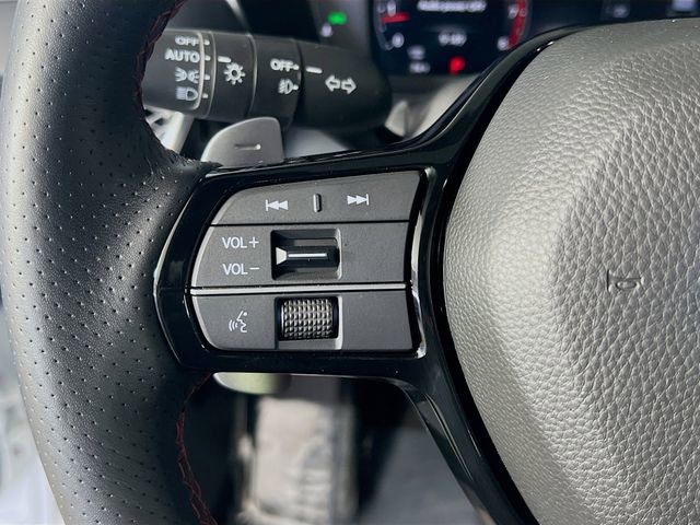 Used 2025 Acura ADX A-Spec image 17