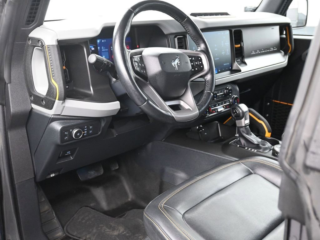 Used 2022 Ford Bronco Badlands image 11