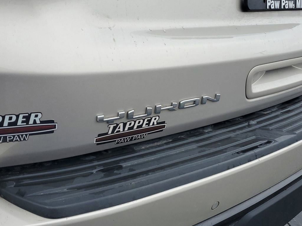 Used 2023 GMC Yukon XL SLE w/ Gmc Pro Safety Plus Package image 6