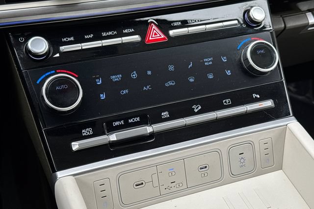 Used 2025 Hyundai Santa Fe Calligraphy AWD/4WD image 32