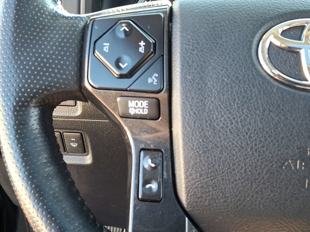Used 2024 Toyota 4Runner TRD Off-Road Premium w/ TRD Black Wheel Package (TMS) AWD/4WD image 25