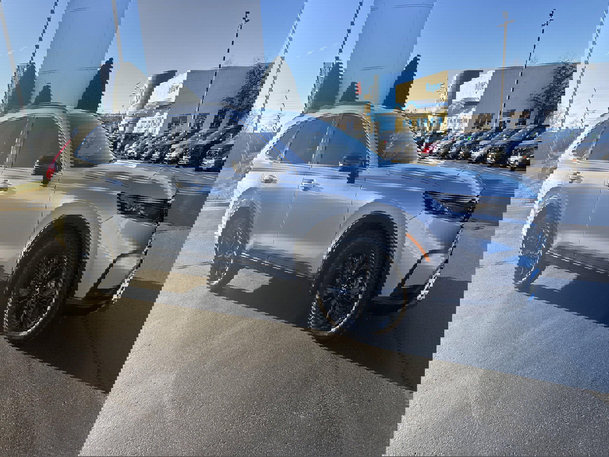 Used 2024 Honda CR-V Sport Touring image 1