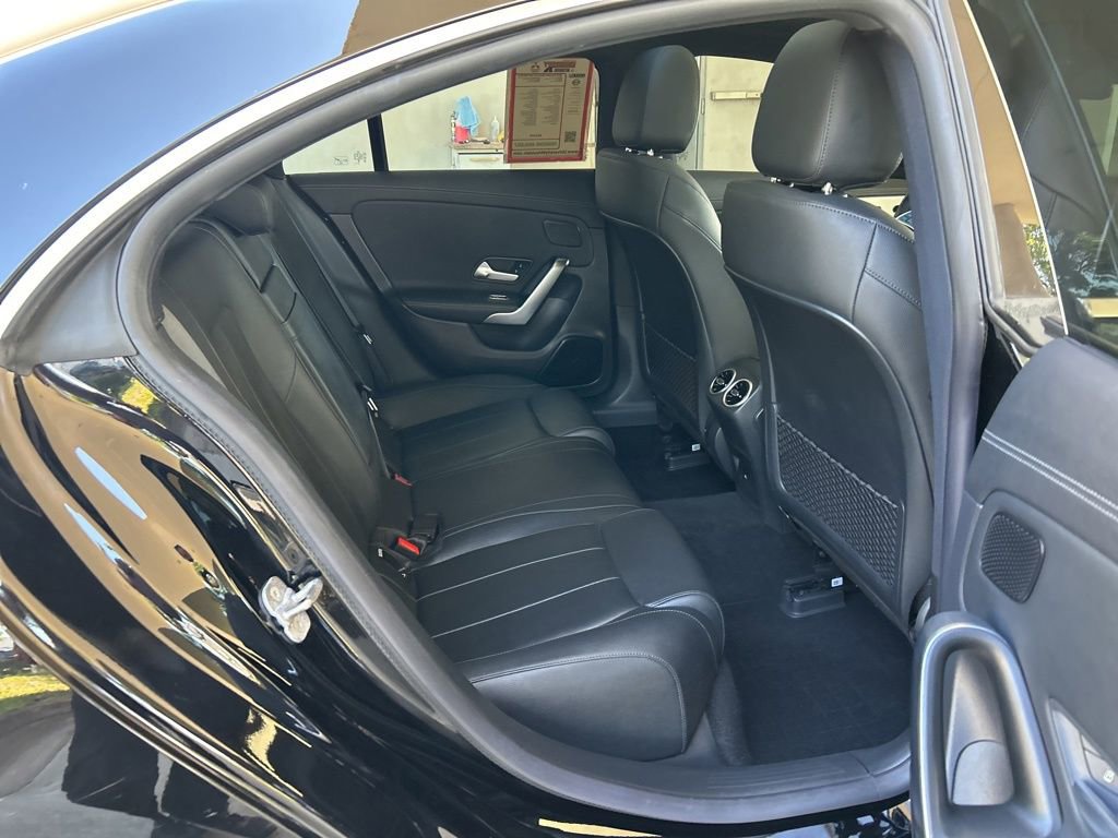 Used 2024 Mercedes-Benz CLA 250 4MATIC w/ Exclusive Package image 28