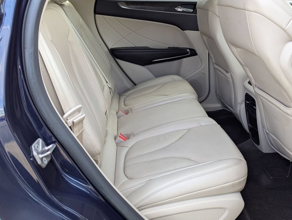 Used 2017 Lincoln MKC Reserve AWD/4WD image 25