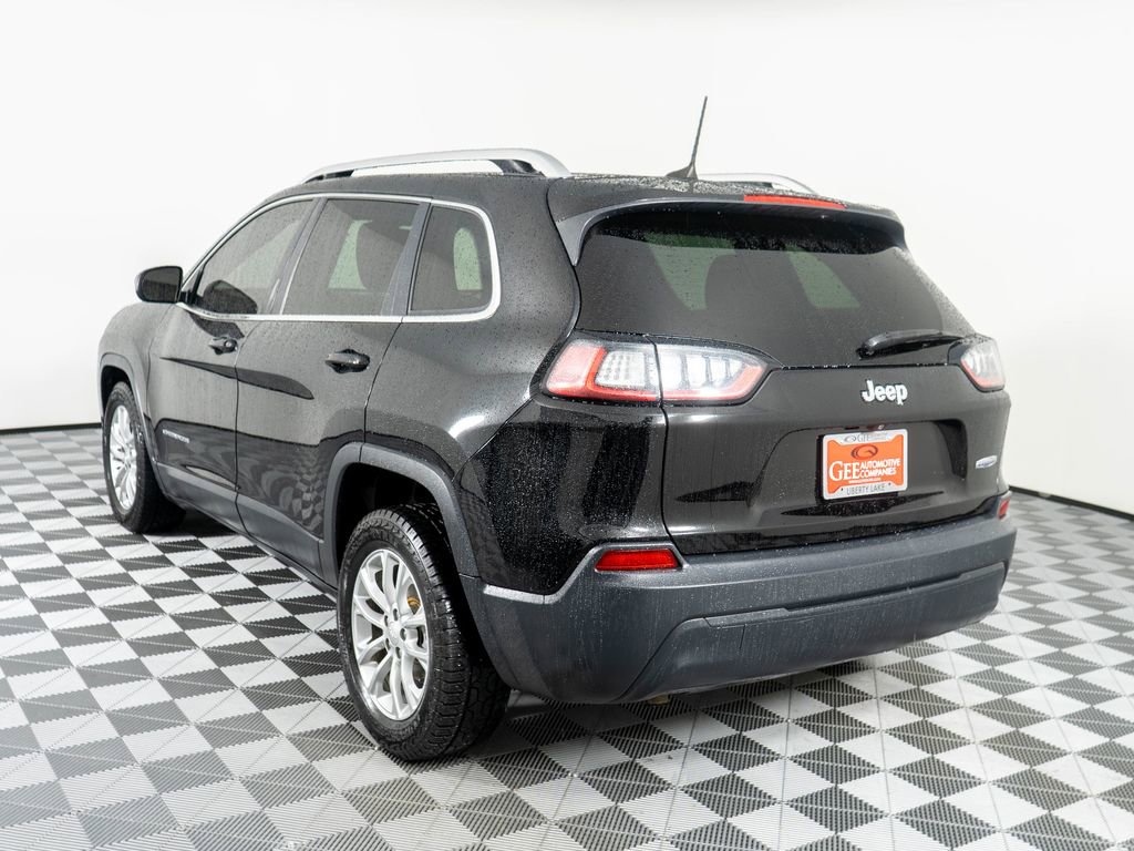 Used 2019 Jeep Cherokee Latitude w/ Popular Appearance Group image 4