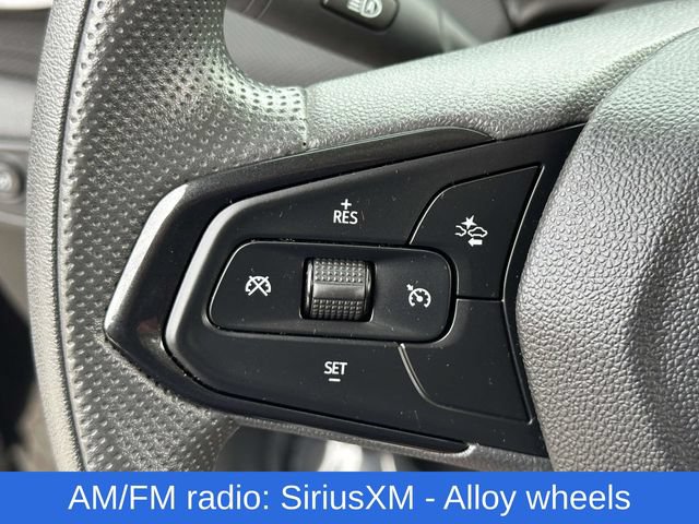 Used 2025 Chevrolet TrailBlazer LT AWD/4WD image 9