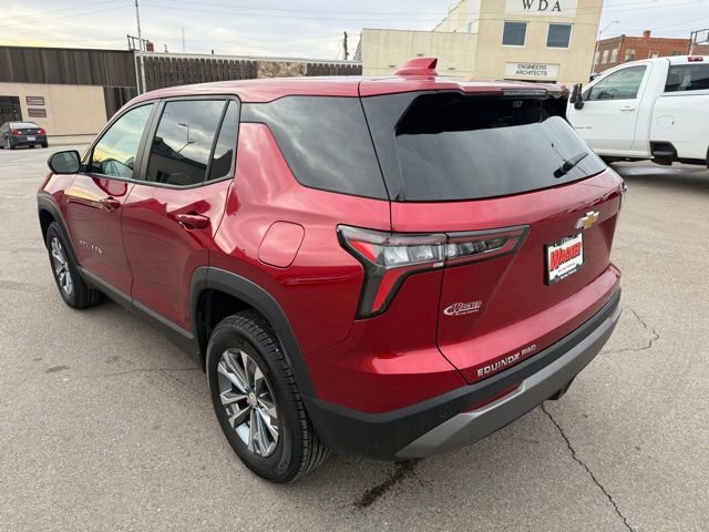 Used 2025 Chevrolet Equinox LT w/ Safety and Technology Package image 5