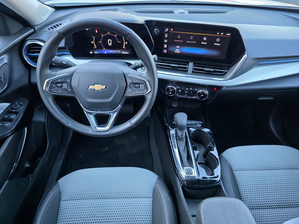 Certified 2025 Chevrolet Trax LT w/ LT Convenience Package image 26