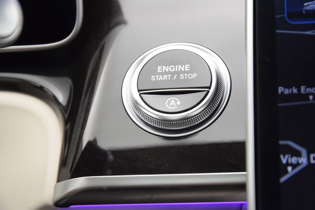 Used 2024 Mercedes-Benz Maybach S 580 4MATIC image 32