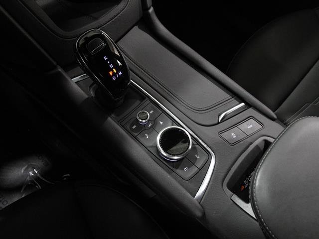 Certified 2025 Cadillac XT6 Premium Luxury w/ Platinum Package image 17