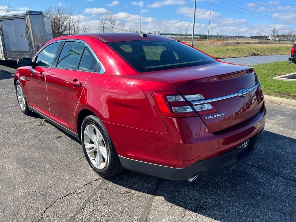 Used 2015 Ford Taurus SEL w/ Equipment Group 201A FWD image 5