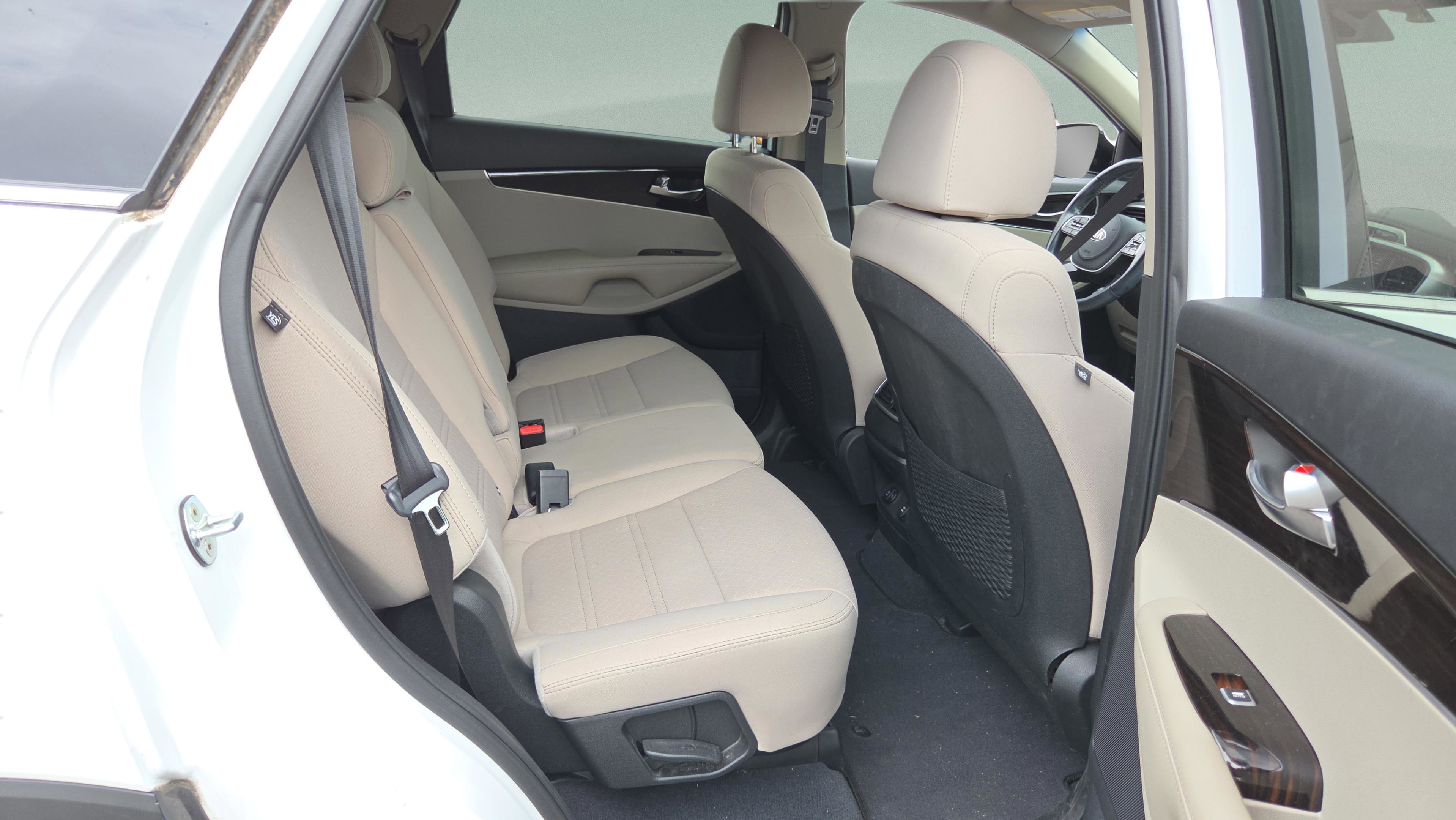 Used 2019 Kia Sorento LX w/ Option Group 020 image 15