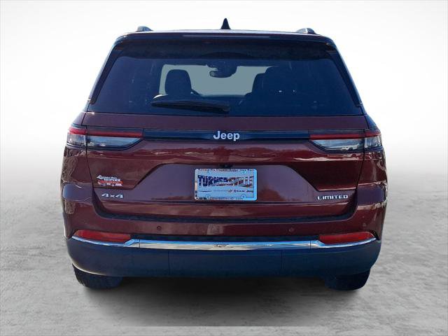 Certified 2024 Jeep Grand Cherokee Limited image 4