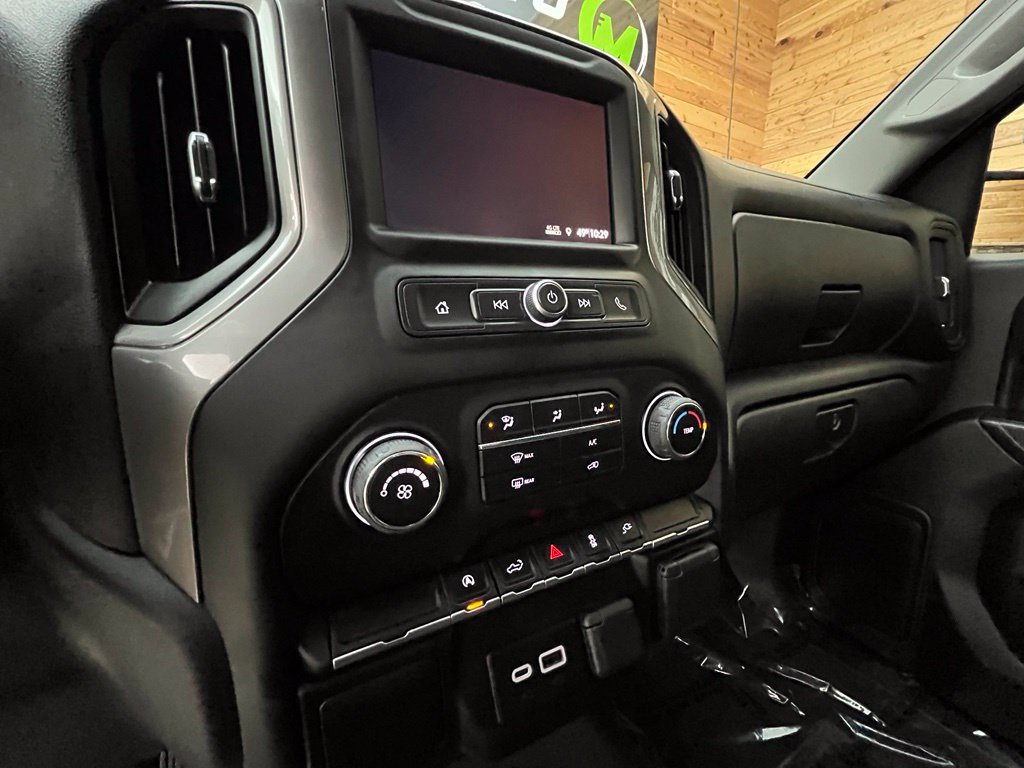 Used 2022 Chevrolet Silverado 1500 Custom AWD/4WD image 28