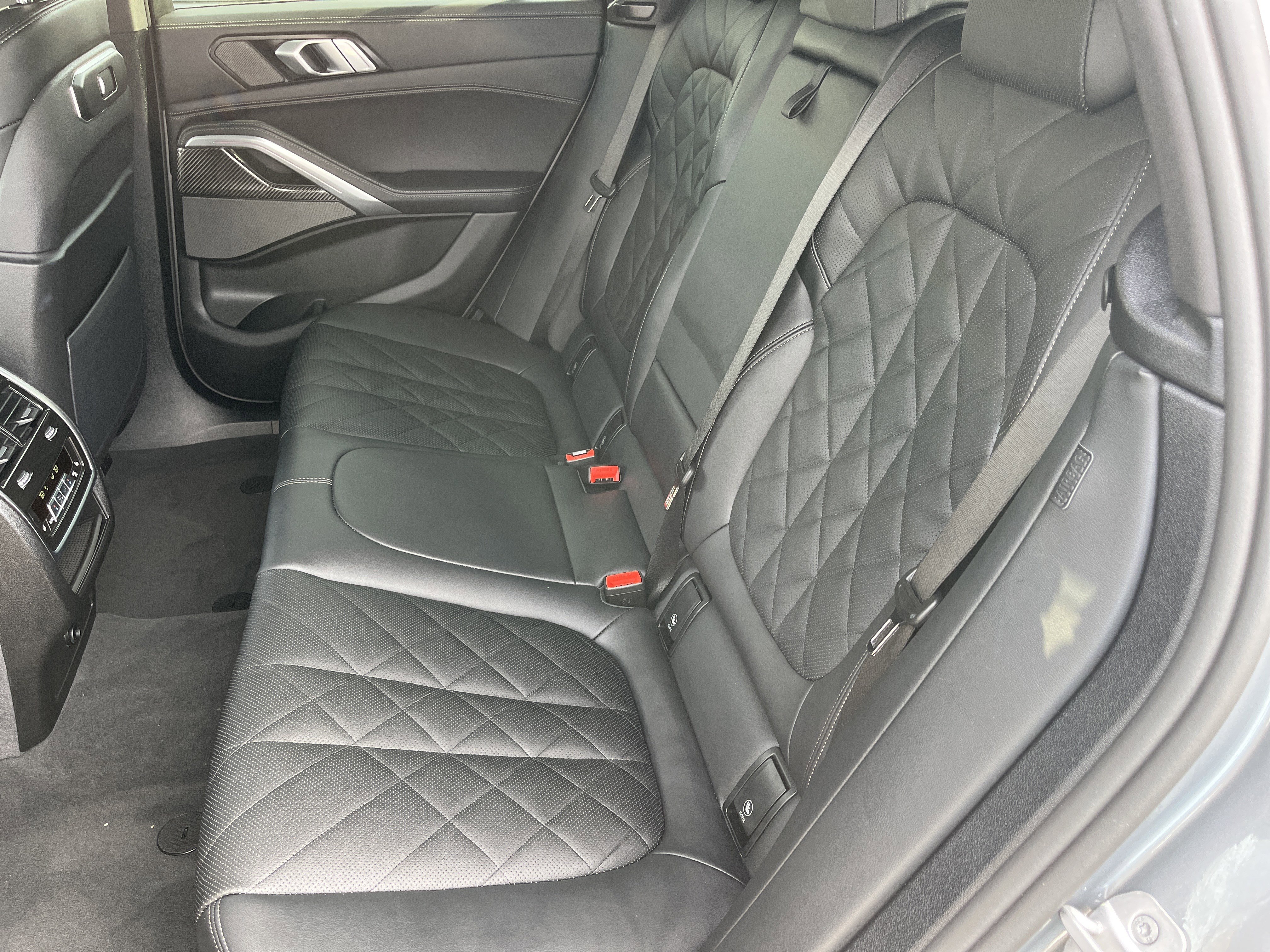 Used 2026 BMW X6 M60i image 20