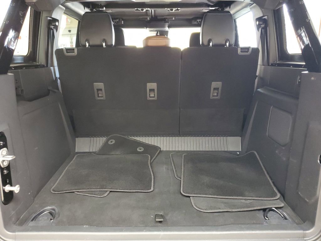 Used 2024 Ford Bronco Outer Banks image 6