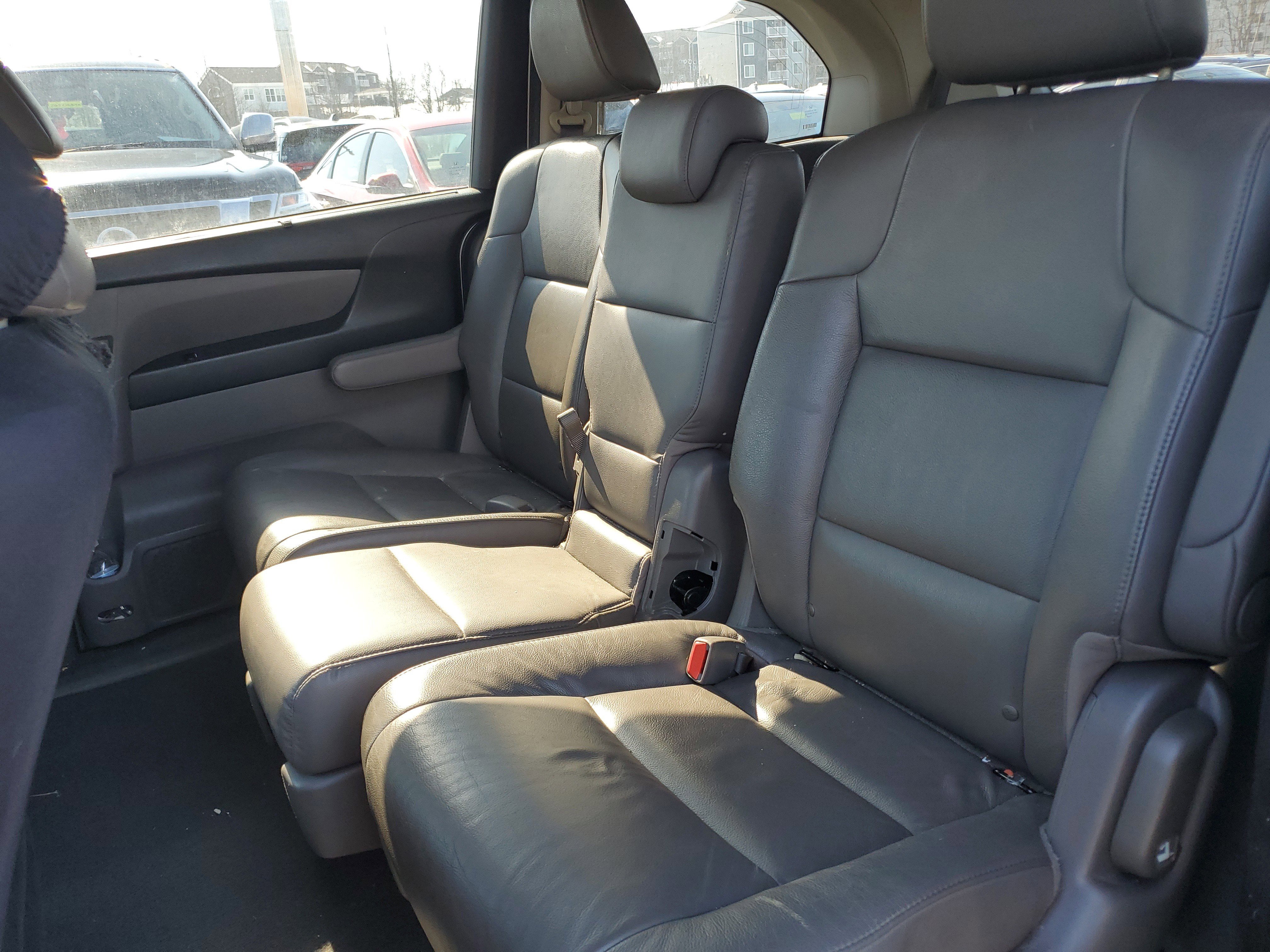 Used 2015 Honda Odyssey EX-L image 30