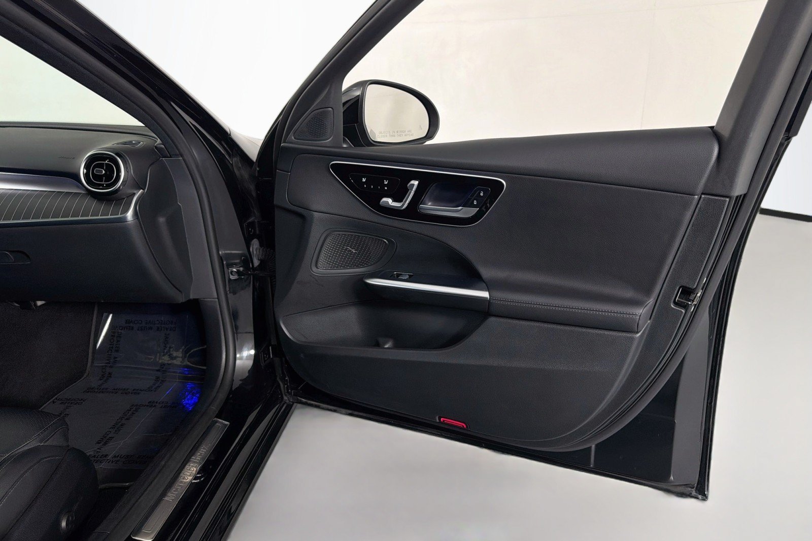 Used 2022 Mercedes-Benz C 300 Sedan image 24
