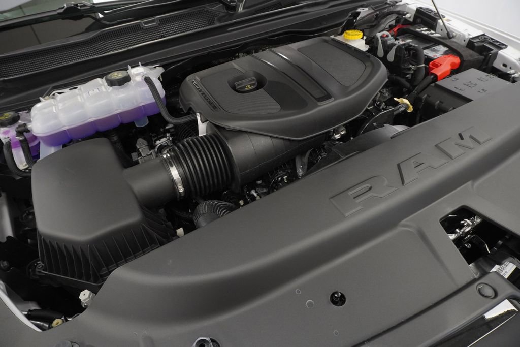 New 2026 RAM 1500 Express AWD/4WD image 35
