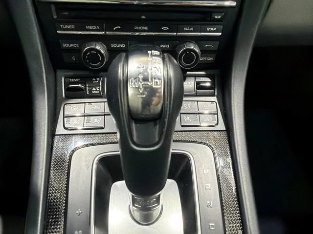 Used 2014 Porsche 911 Turbo AWD/4WD image 40