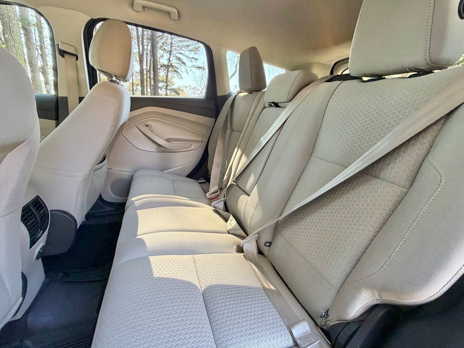 Used 2017 Ford Escape SE image 13