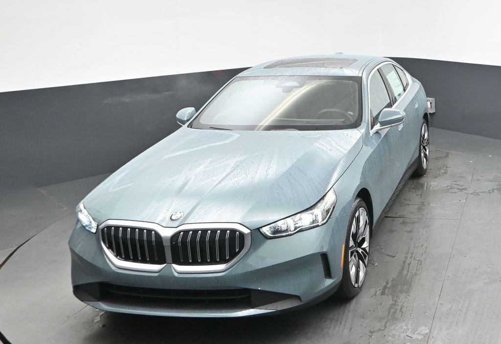 New 2026 BMW 530i w/ Premium Package image 31