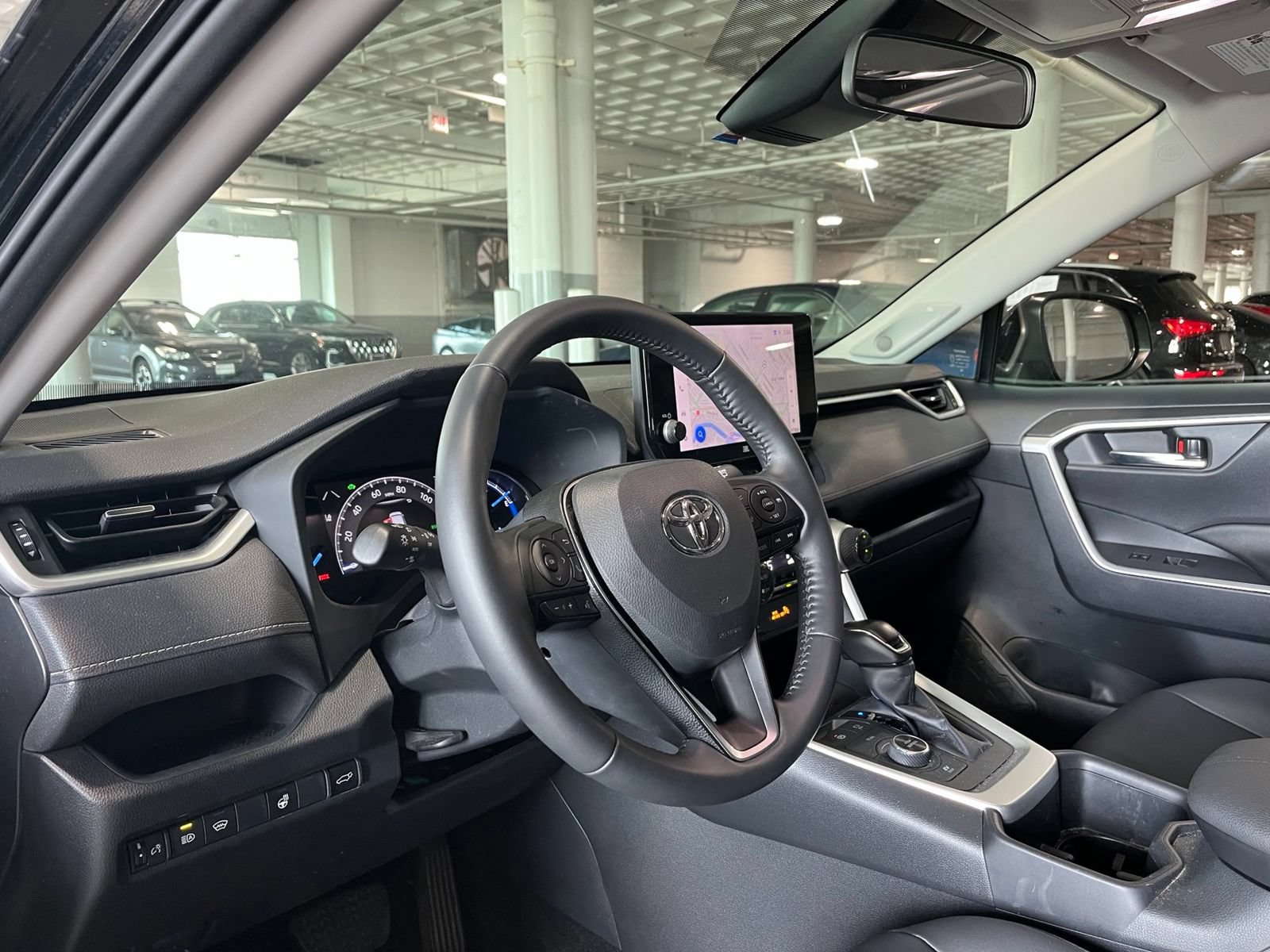 Used 2025 Toyota RAV4 XLE Premium w/ Weather Package AWD/4WD image 15