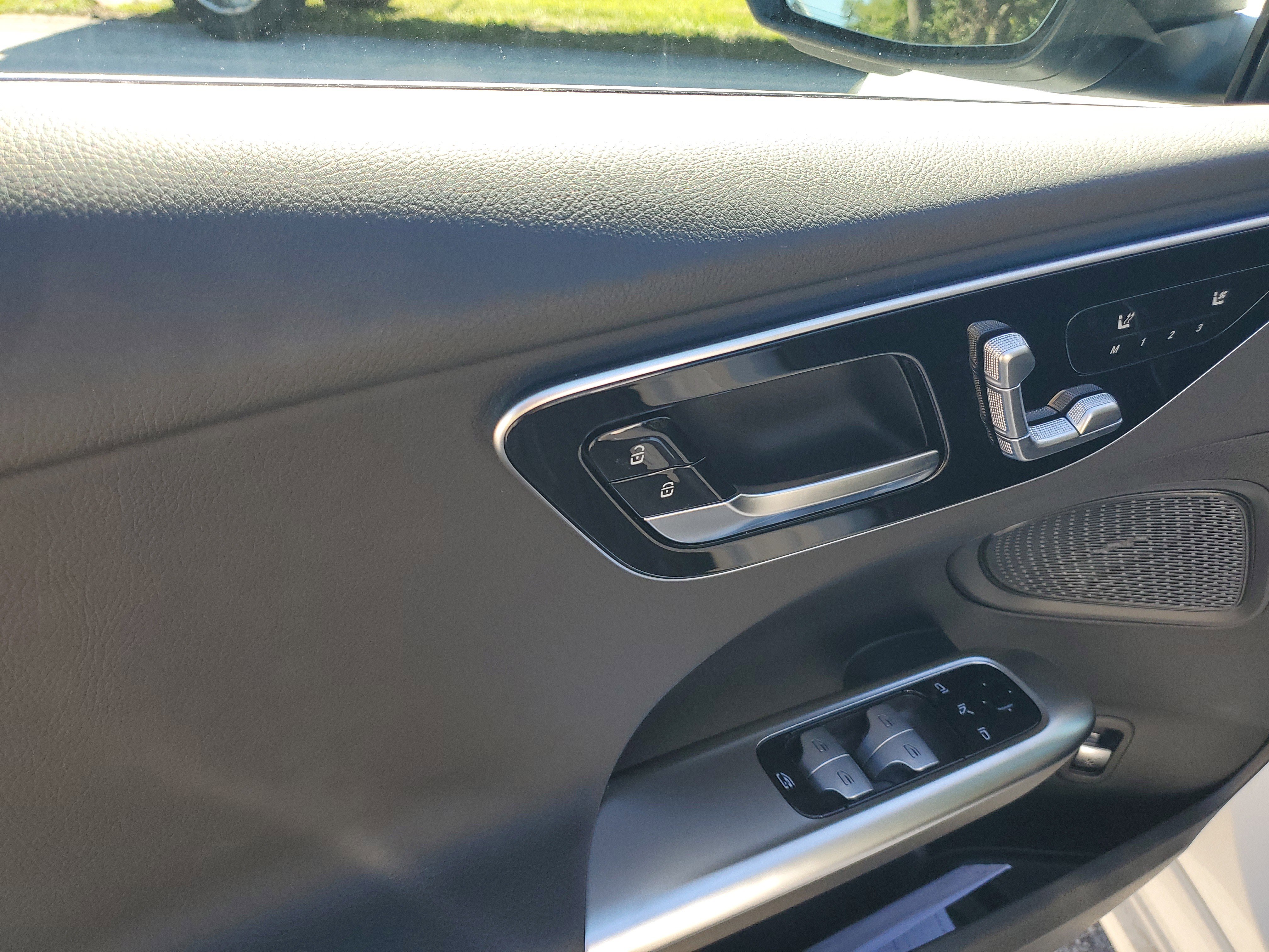 Certified 2025 Mercedes-Benz C 300 Sedan image 18