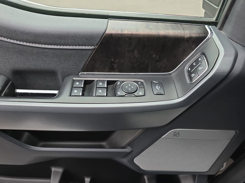 Used 2023 Ford F250 Lariat w/ Tow Technology Package image 31