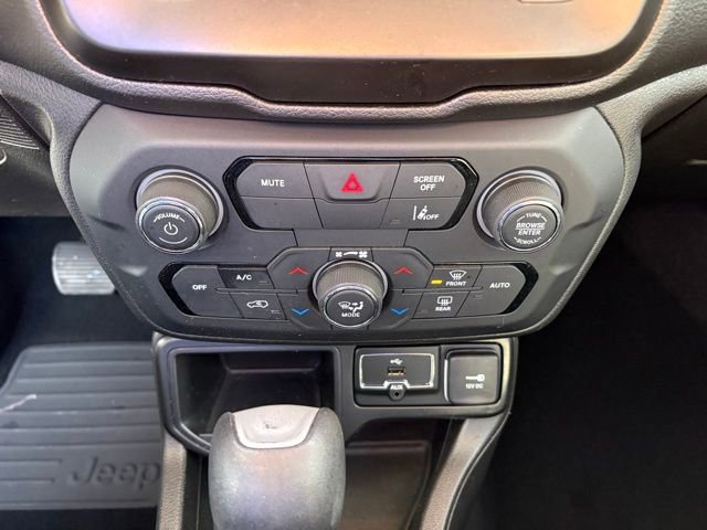 Used 2021 Jeep Renegade Latitude image 20