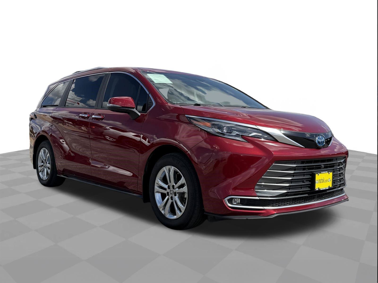 Used 2024 Toyota Sienna Platinum AWD/4WD image 7