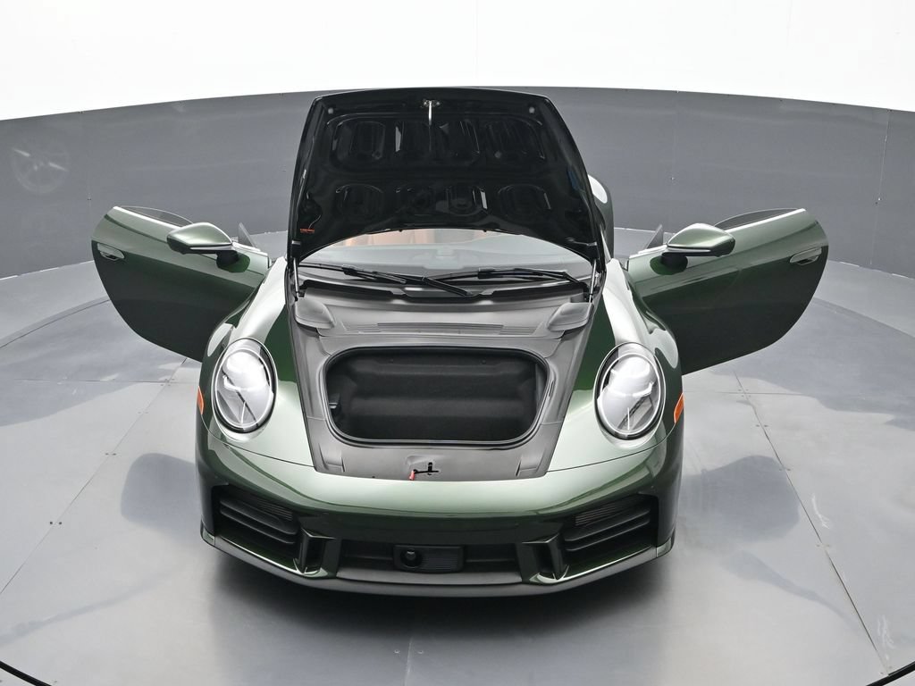 Certified 2026 Porsche 911 Carrera 4S AWD/4WD image 30