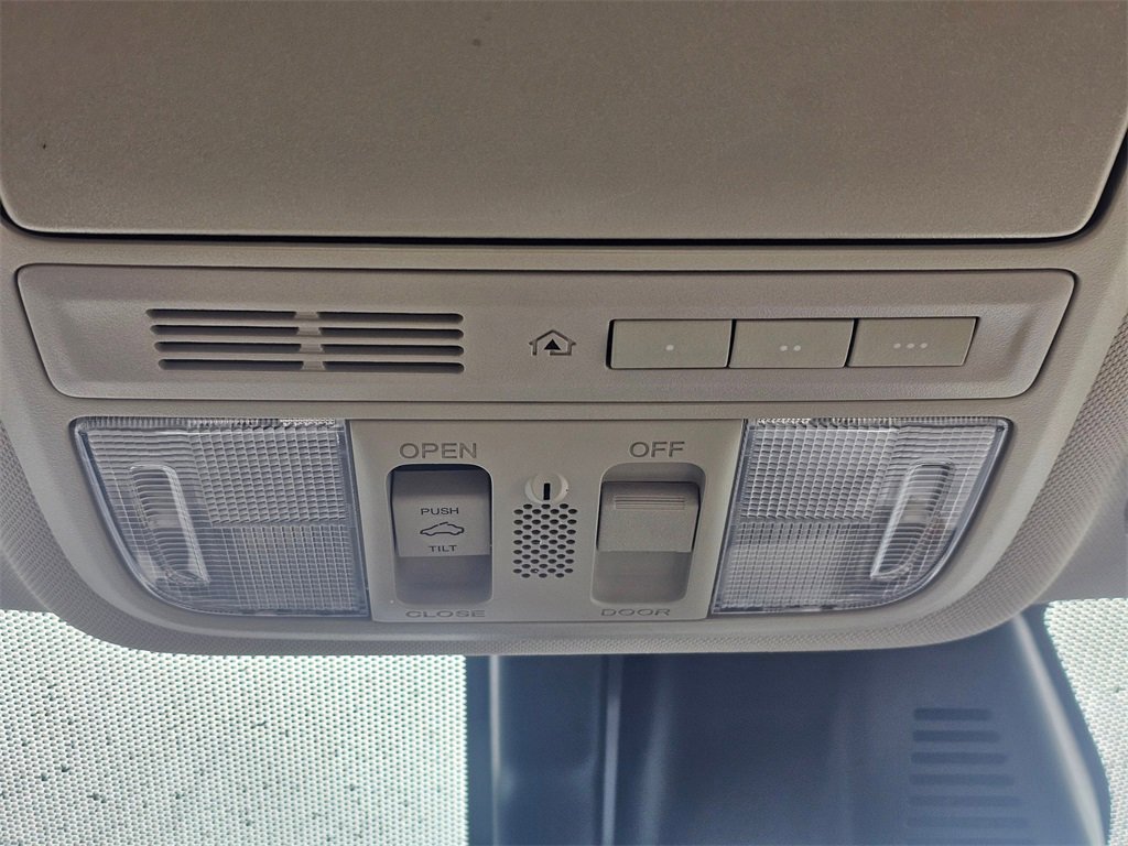 Used 2016 Honda Accord Touring image 33