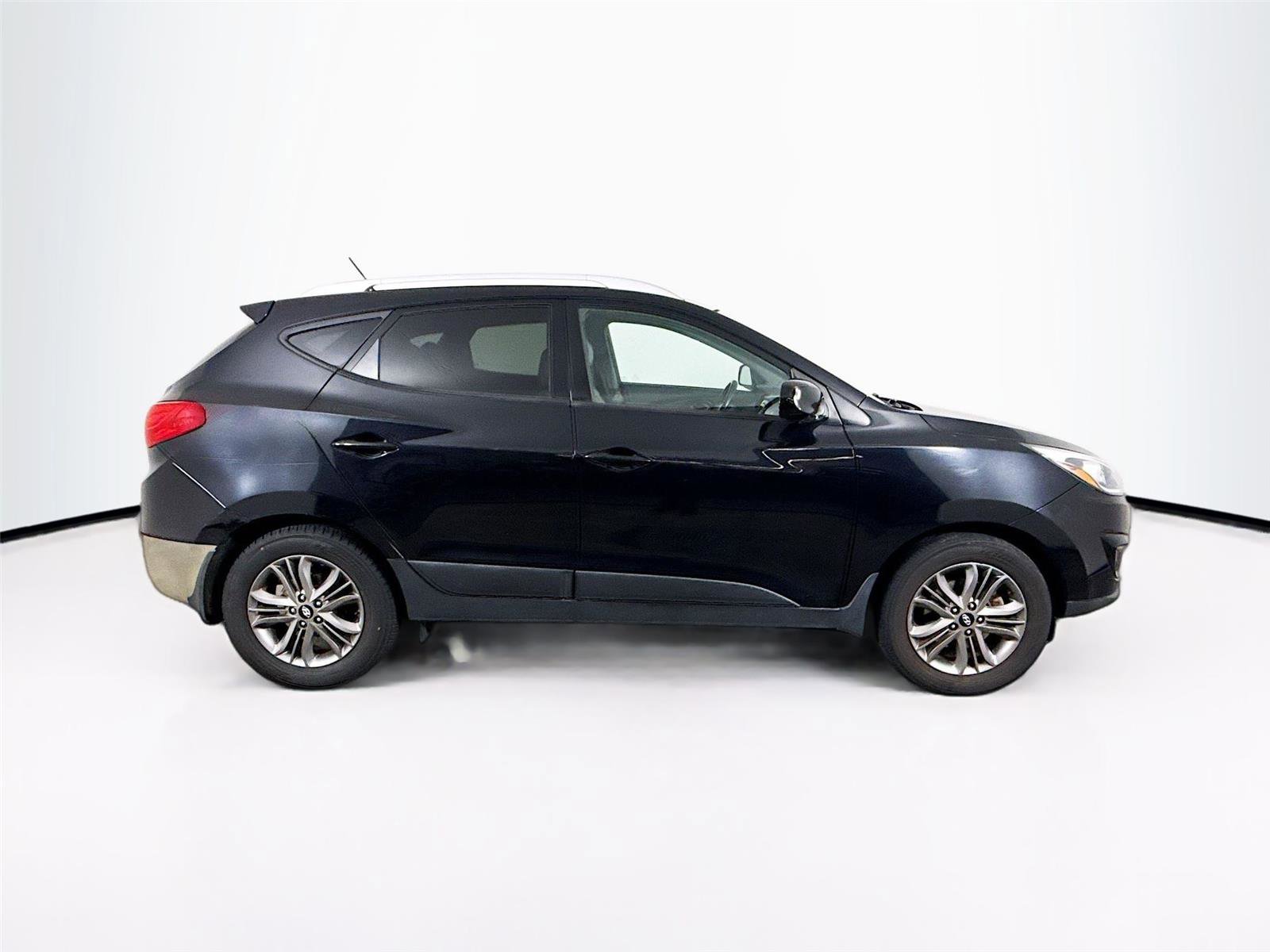Used 2015 Hyundai Tucson SE FWD image 9