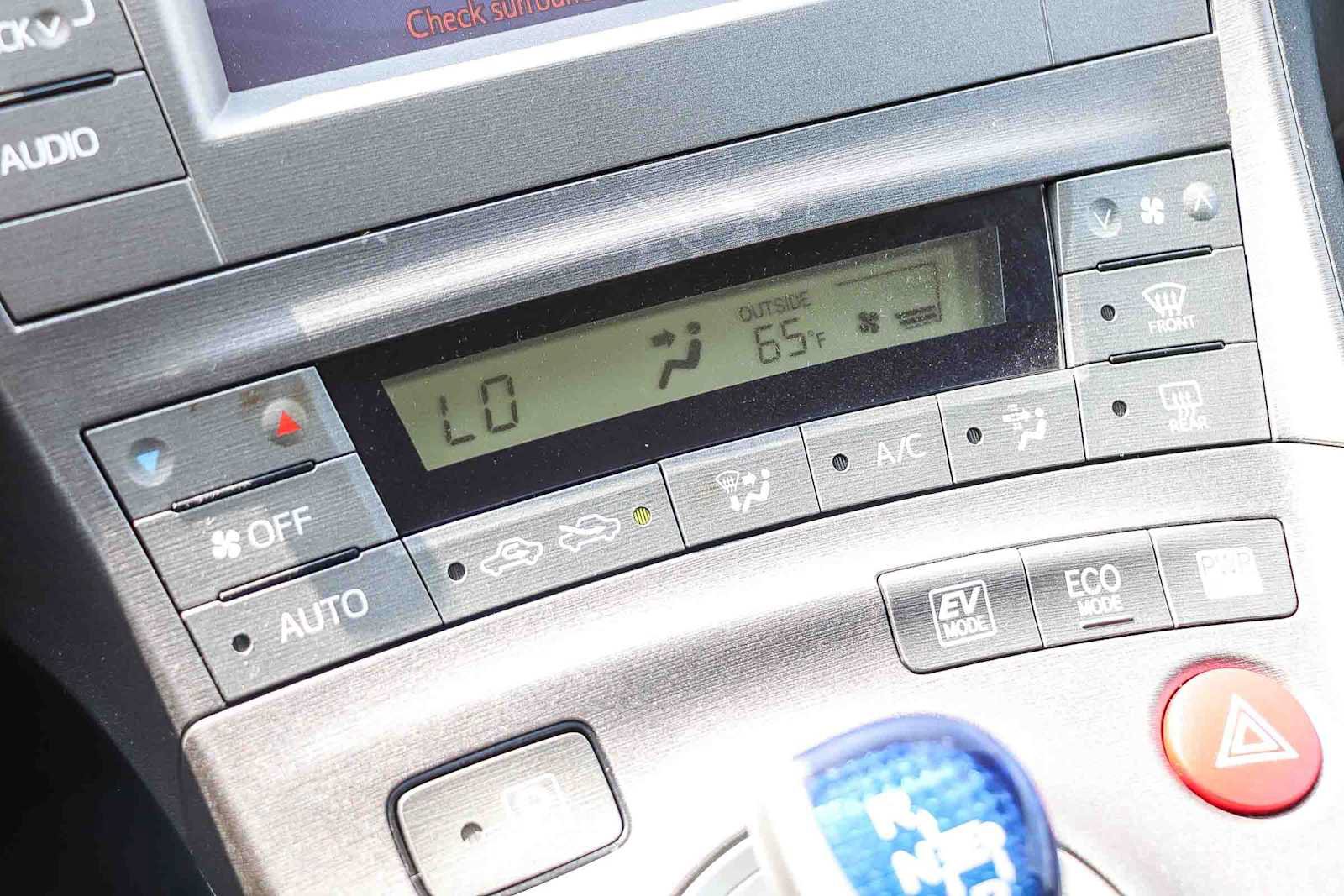 Used 2015 Toyota Prius Two FWD image 24