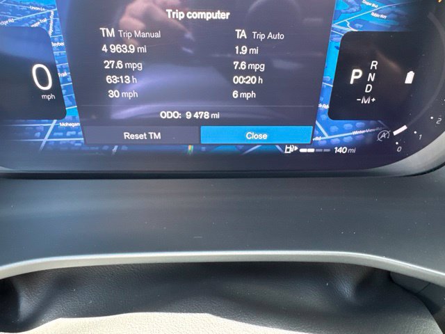 Certified 2025 Volvo XC40 B5 Core AWD/4WD image 23
