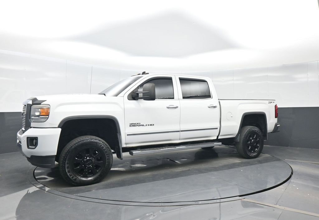 Used 2015 GMC Sierra 3500 Denali w/ Duramax Plus Package image 2