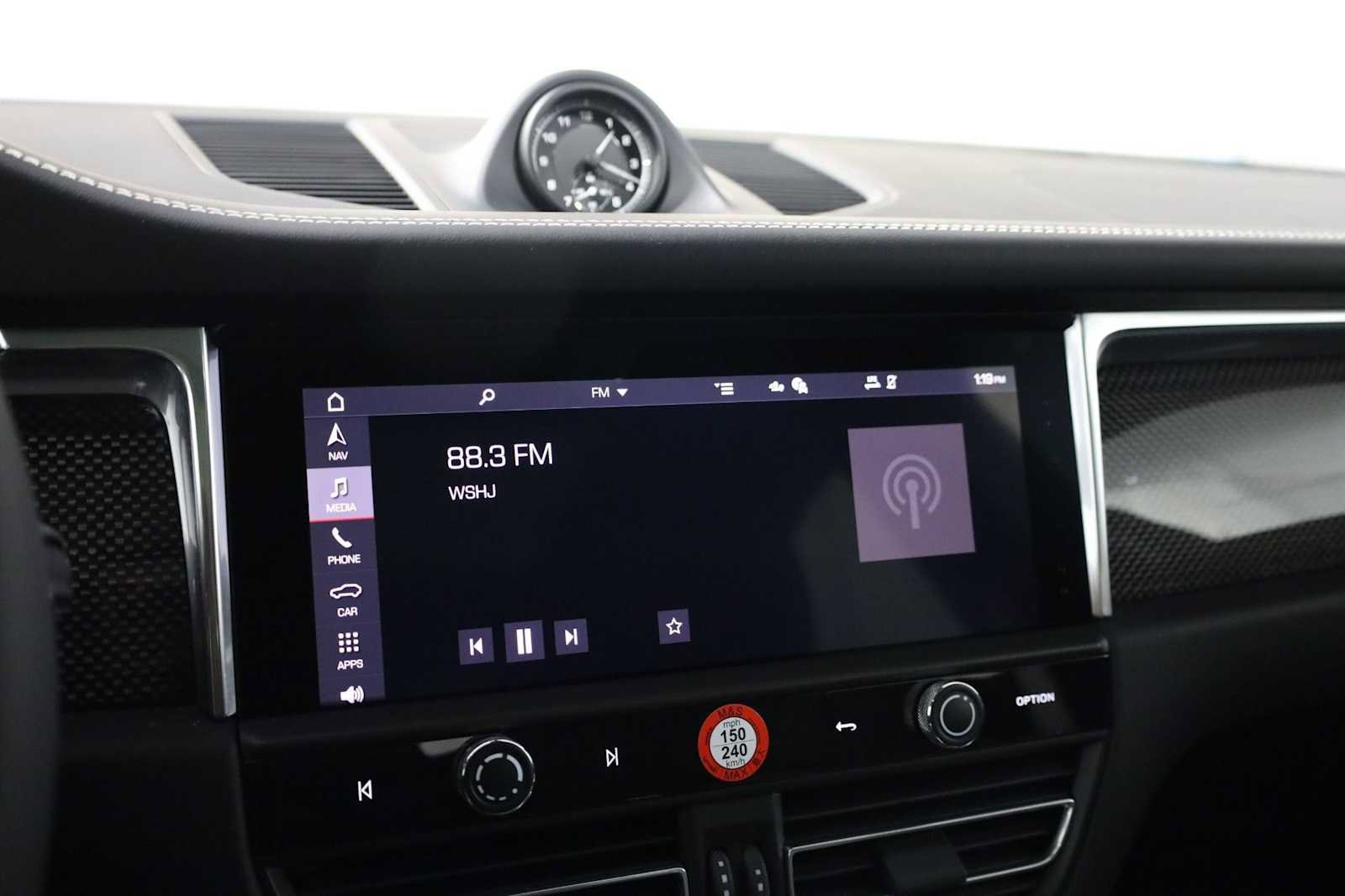 New 2026 Porsche Macan GTS image 32