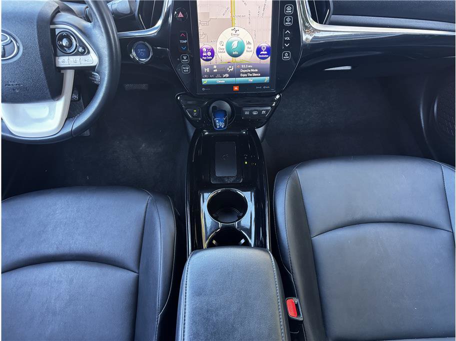 Used 2017 Toyota Prius Prime Advanced FWD image 28