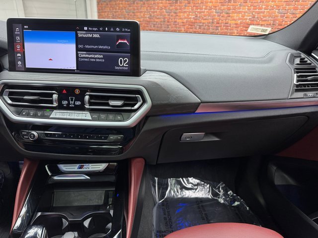 Used 2022 BMW X4 M40i w/ Premium Package image 17