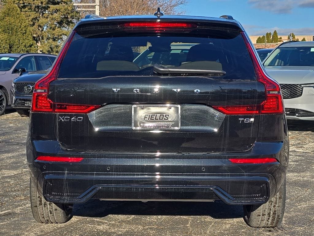 New 2026 Volvo XC60 T8 Plus w/ Climate Package AWD/4WD image 4