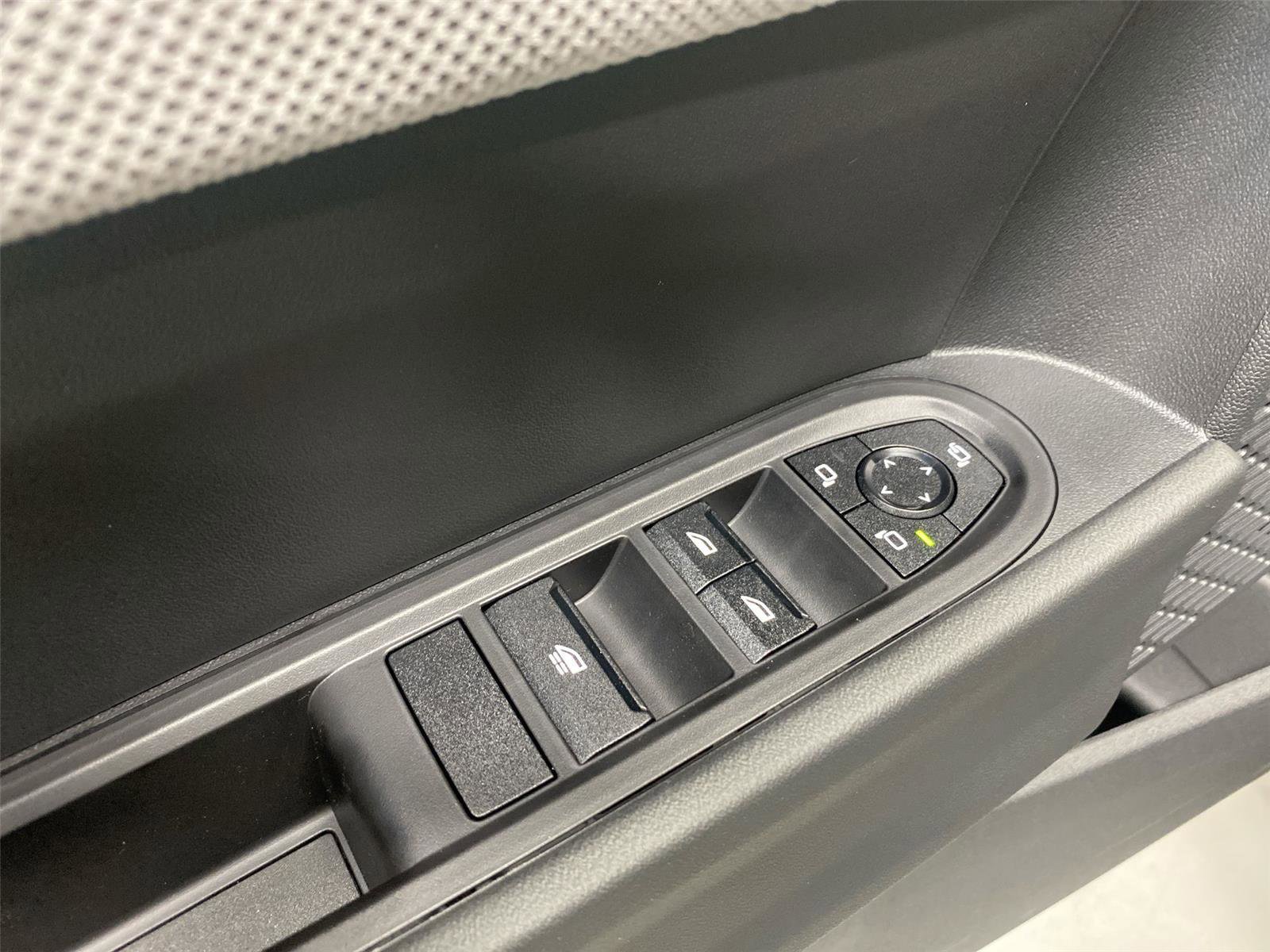 New 2026 MINI Cooper S image 19