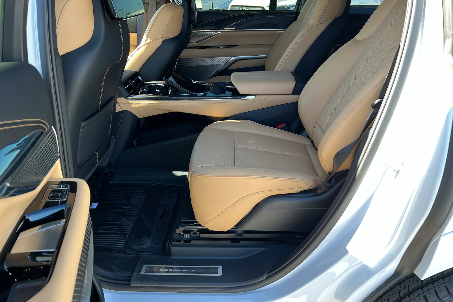 New 2026 Cadillac Escalade IQ Sport 2 image 22